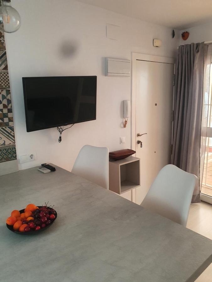 Beautiful Apartment With Terrace San Basilio セビリア エクステリア 写真